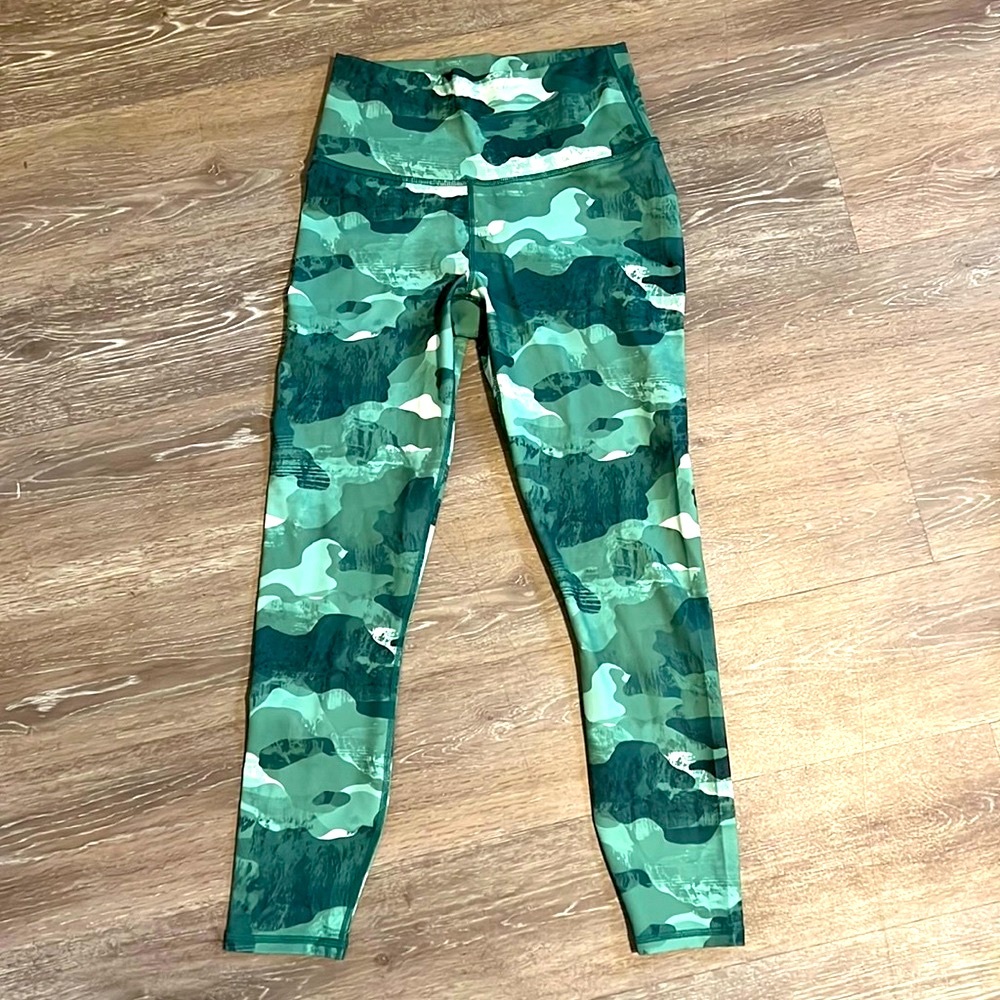 Brand New Fabletics Yoga Pants